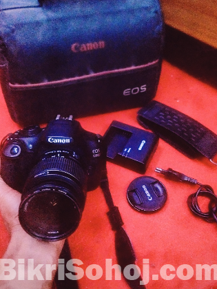EOS Cannon 1200D